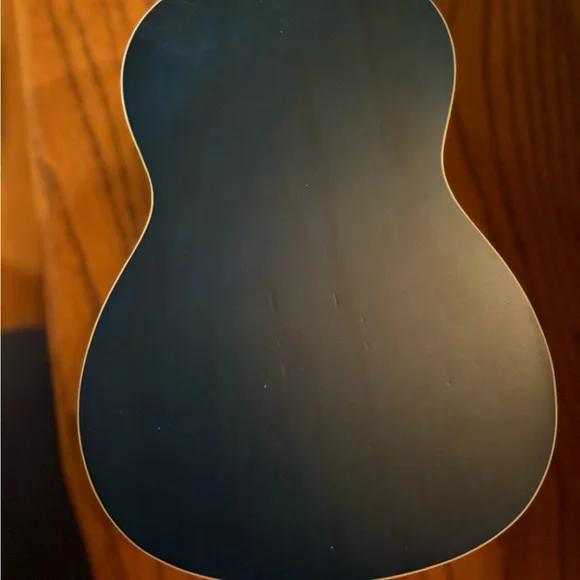 Blue Ukulele with Wooden Fretboard and case - Picture 9 of 13